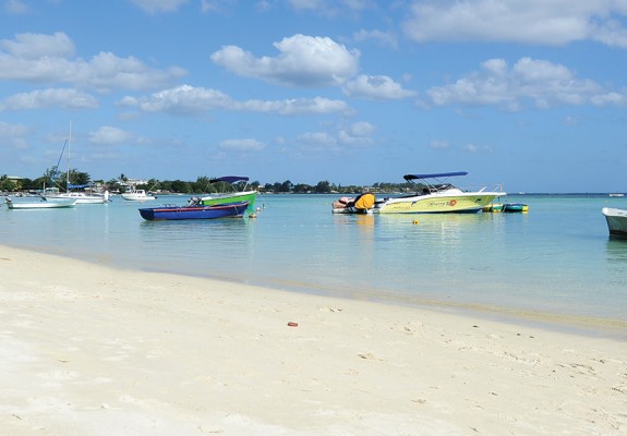 3* Be Cosy Apart Hotel - Mauritius Package (7 nights)