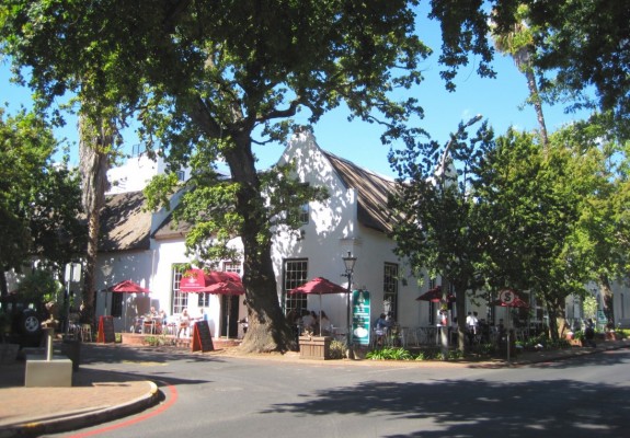 4* Quiver Tree Self-Catering Apartments - Stellenbosch Package (2 Nights)
