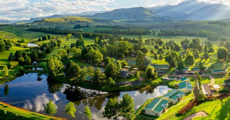 3* Gooderson Monks Cowl Golf Resort - Drakensberg Package (2 nights)