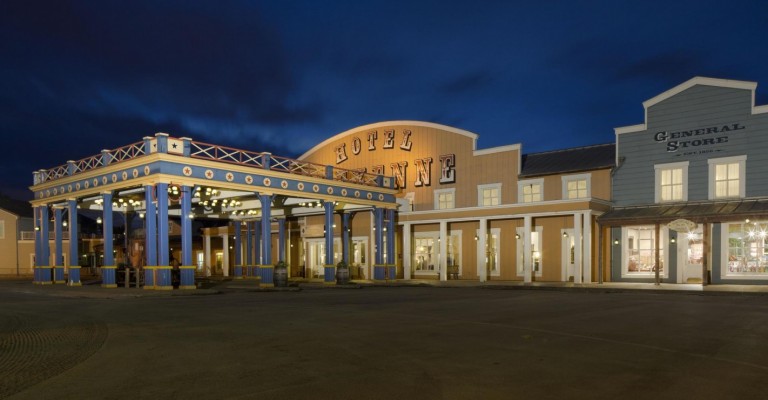 Disney's Hotel Cheyenne - Disneyland Paris - France Summer Midweek Package (3 Nights)