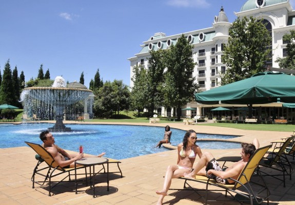 5* Peermont D'Oreale Grande Hotel - Emperors Palace Package (1 Night)