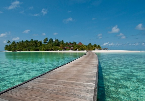 5* Diamonds Athuruga - Maldives Family Package (7 nights)
