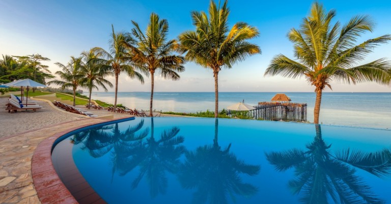 5* Sea Cliff Resort & Spa - Zanzibar Package (7Nights)