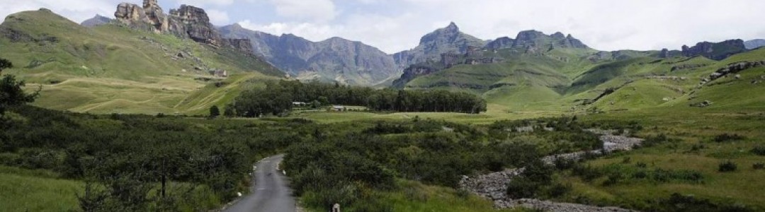 3* Gooderson Drakensberg Gardens Golf & Spa Resort - (2 Nights)