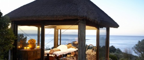 5* The Twelve Apostles - Dinner & A Movie Special (2 Nights)