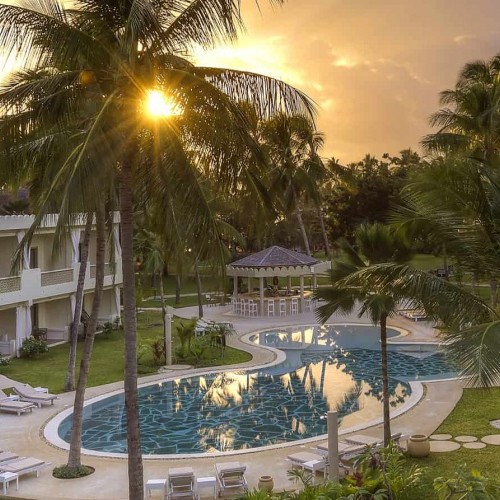 4* Malindi Dream Garden Beach Hotel - Kenya Package (4 nights)