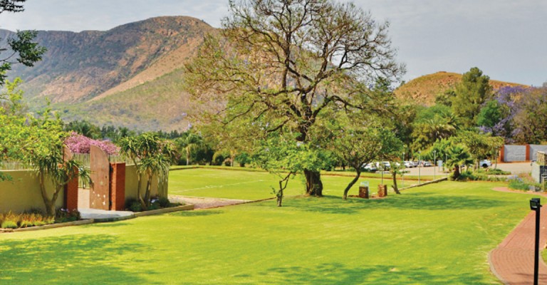4* ANEW Hunters Rest - Rustenburg - Self - Catering North West Package (2 nights)
