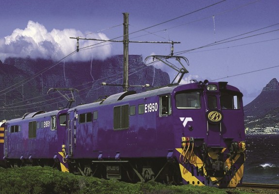 5* The Blue Train Journey - Pretoria to Cape Town or Vice Versa (2 Nights)