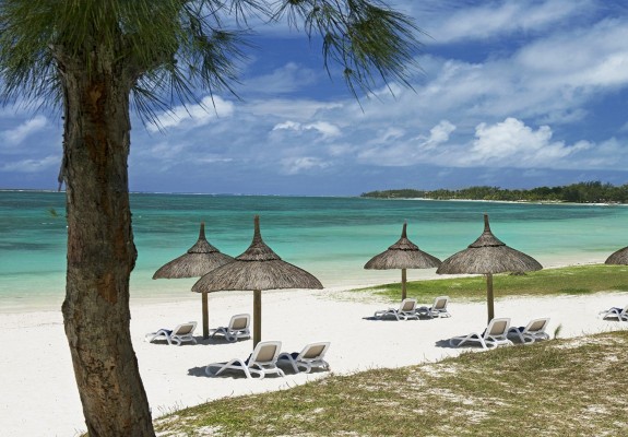 4* Sunrise Attitude (Adult Only) Mauritius Package (7 nights)