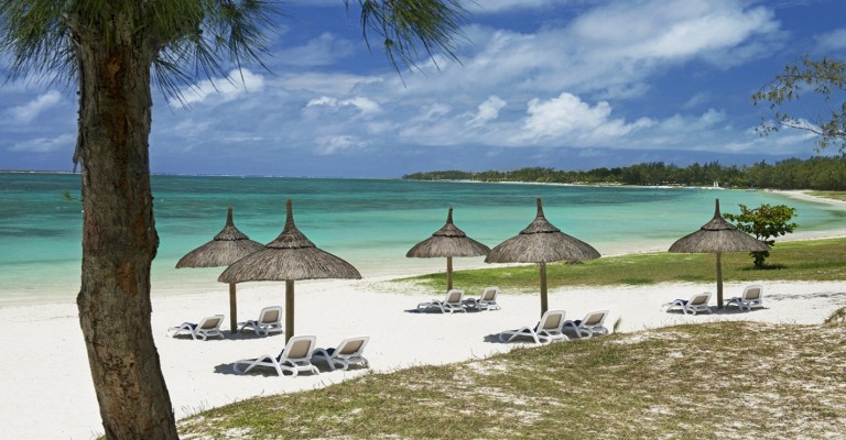 4* Sunrise Attitude (Adult Only) Mauritius Package (7 nights)