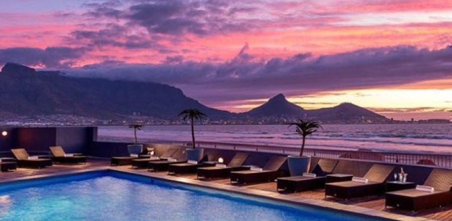 4* Lagoon Beach Hotel - Milnerton, Cape Town Package (2 Night)