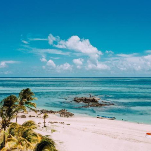 3* Astroea Beach Mauritius (2 Nights) & 3* Plus C Rodrigues Mourouk Hotel (5 Nights) - Package