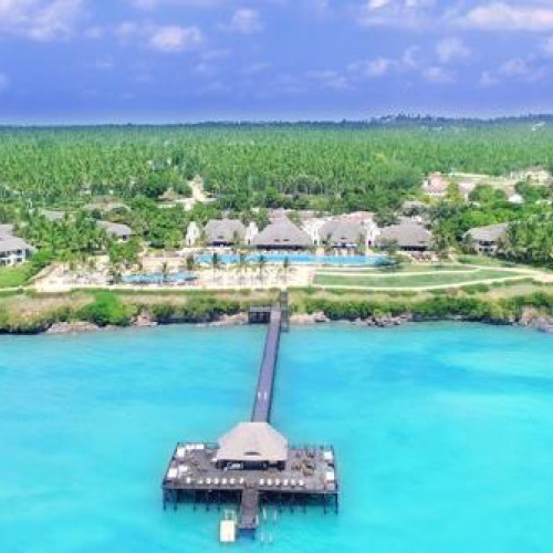 4* Sea Cliff Resort & Spa - Zanzibar Package (7 Nights)