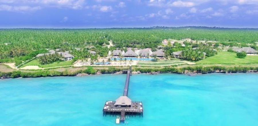 4* Sea Cliff Resort & Spa - Zanzibar Package (7 Nights)
