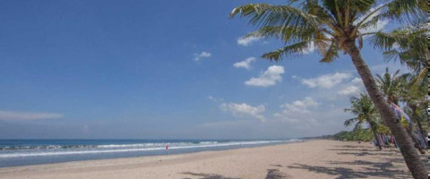 4* Legian Beach Hotel - Bali Package (7 Nights)