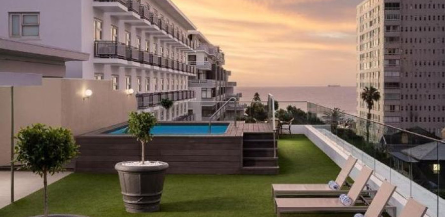 3* Protea Hotel by Marriott Cape Town Sea Point - Package (2 Nights)