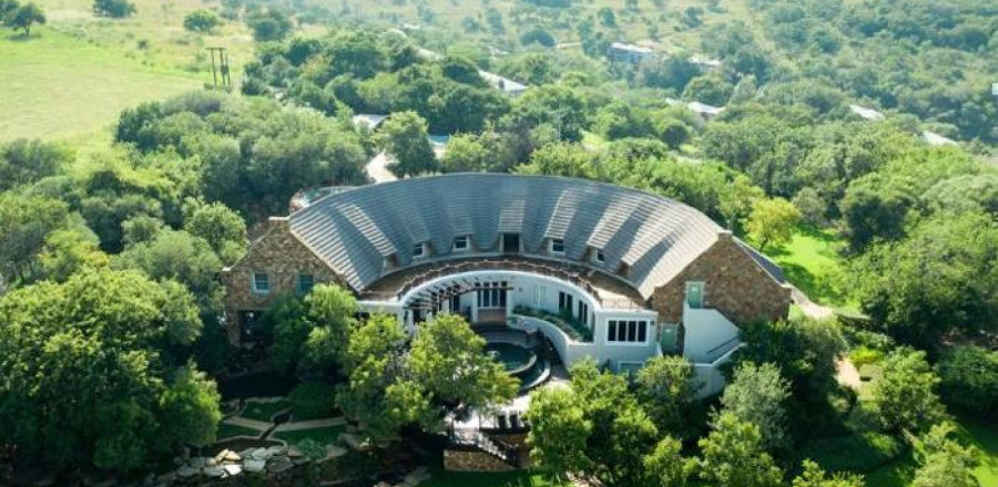 4* Mount Grace Hotel & Spa - Magaliesburg Package (2 Nights)