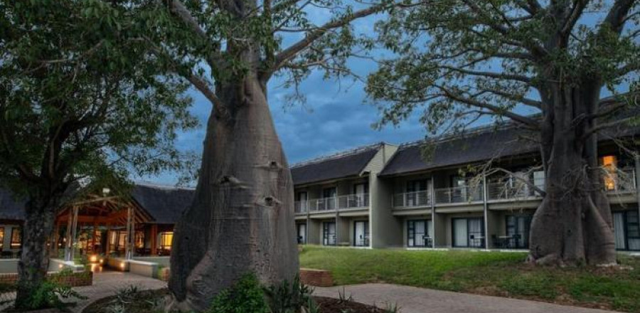 4* Skukuza Safari Lodge - Kruger National Park Package (2 Nights)
