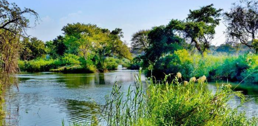 3* Komati River Chalets - Komatipoort Package (2 Nights)