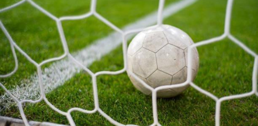 4* Liverpool vs Manchester United - Premier League Football Package (4 Nights)