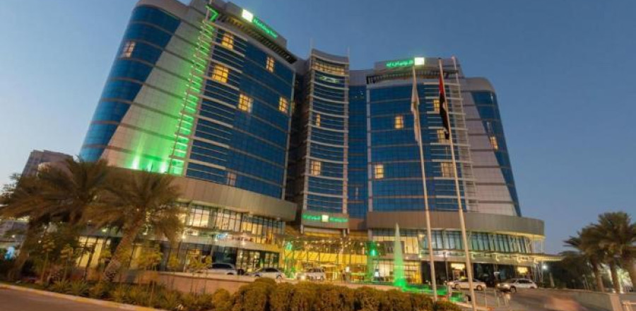4* Holiday Inn Abu Dhabi - Abu Dhabi Package (5 Nights)