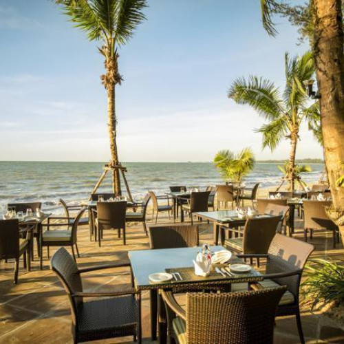 5* Robinson Khao Lak - Thailand Package (7 Nights)