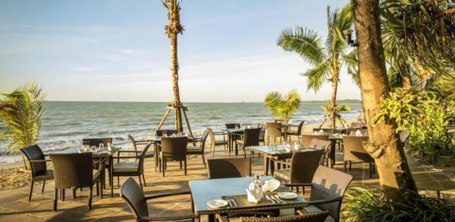 5* Robinson Khao Lak - Thailand Package (7 Nights)