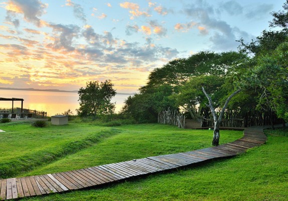 4* Nibela Lake Lodge - iSimangaliso Wetland Park Package (2 Nights)