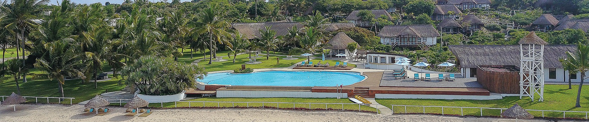 3* Plus Vilanculos Beach Lodge - Mozambique Package (4 nights)