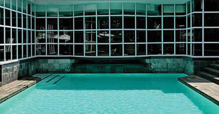 3* City Lodge Bryanston - Johannesburg Fly-In Package (2 Nights)