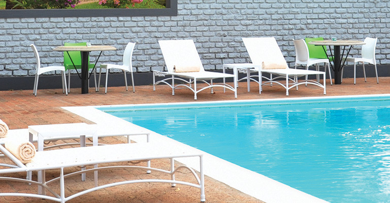 3* Cresta Sprayview - Victoria Falls Package (3 Nights)