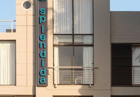 3* Thompsons Lite La Splendida Hotel - Cape Town Package (2 Nights)