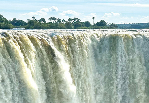 3* Victoria Falls Rainbow Hotel - Victoria Falls Package (3 Nights)