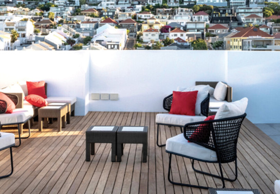 4* ANEW Hotel Green Point - Cape Town Fly- In Package (2 nights)
