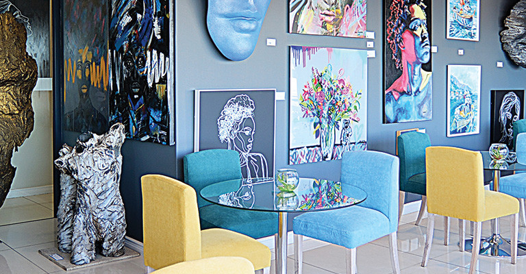 4* Blaauwberg Beach Hotel - Blouberg Strand Fly-in Package (2 Nights)