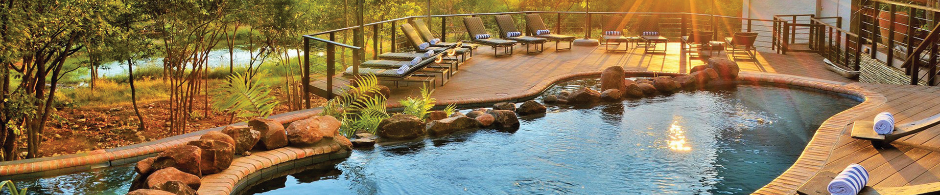4* Victoria Falls Safari Lodge Package (3 Nights)