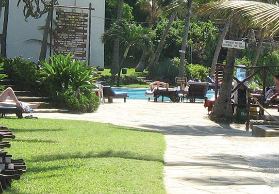 4* Voyager Beach Resort - Mombasa Package (6 Nights)