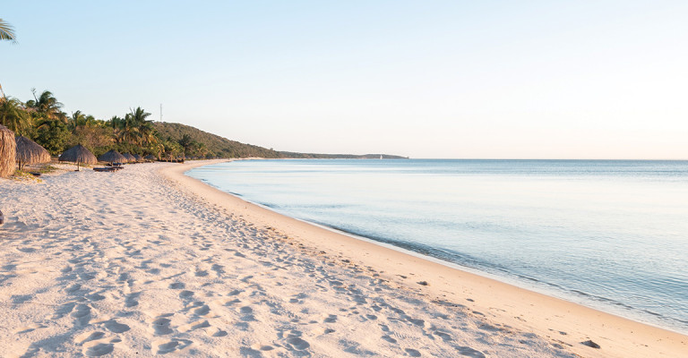 5* Anantara Bazaruto Island Resort - Mozambique Package (5 Nights)