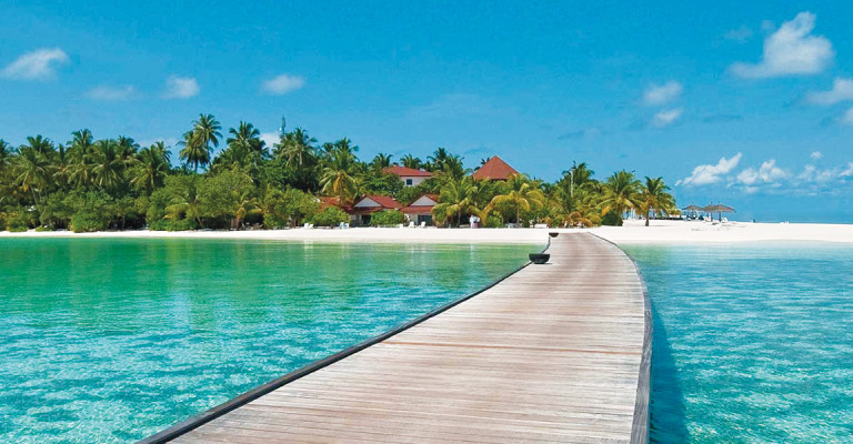 5* Diamonds Athuruga - Maldives Package (7 nights)