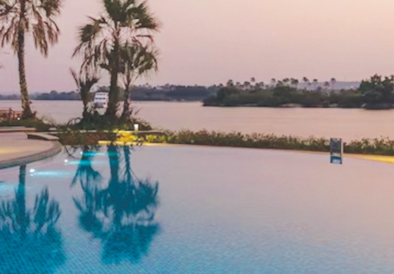 5* Radisson Blu Mosi-Oa-Tunya Livingstone Resort - Livingstone Package (3 Nights)