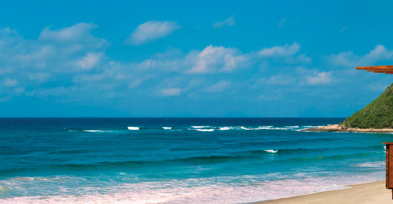 5* White Pearl Resorts - Mozambique Self Drive Package (4 nights)