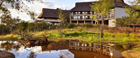 5* Victoria Falls Safari Club - Package (3 Nights)