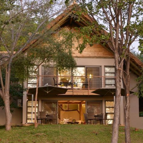 5* Victoria Falls Safari Suites - Package (3 Nights)