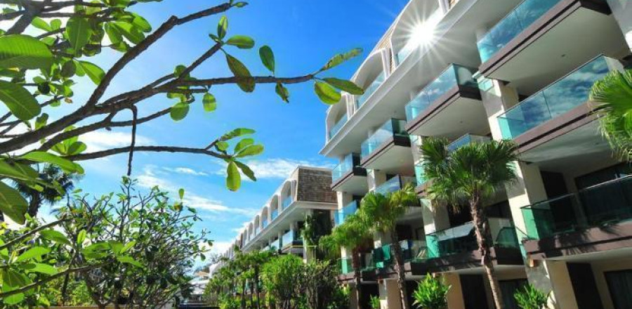 4* Phuket Graceland Resort & Spa - Thailand Package (7 Nights)