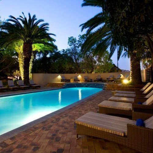 3* SunSquare Cape Town Gardens - Cape Town TH LITE Package (2 Nights)