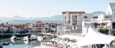 4* Krystal Beach Hotel - Gordon's Bay Package (2 Nights)