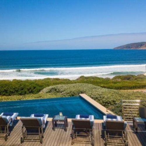 4* Periwinkle Guest Lodge - Plettenberg Bay Package (2 Nights)