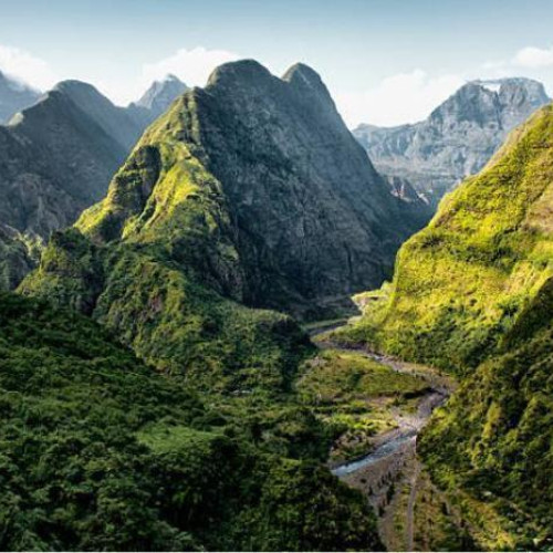 4 Star Self-Drive Reunion Package (6 Nights)