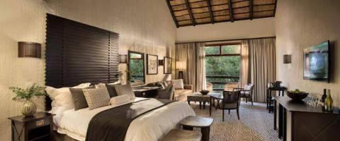 4* Bakubung Bush Lodge - Pilanesburg National Park Package (2 Nights)