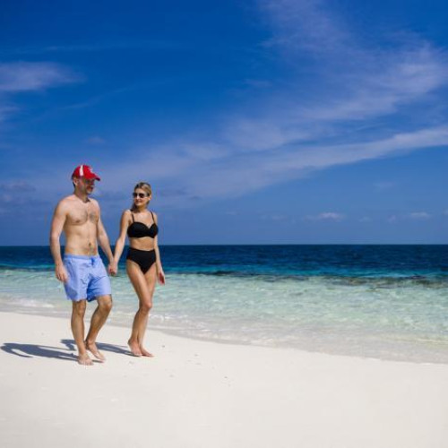 3* Adaaran Club Rannalhi - Maldives Package (7 nights)